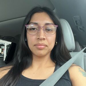 Meet your Posher, Paola